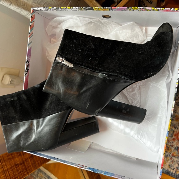 Sam Edelman booties!! Size 9.5 - Picture 1 of 5